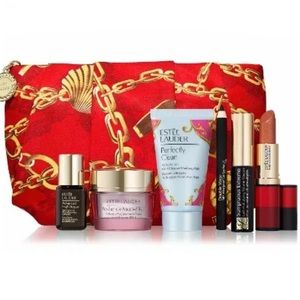 ESTEE LAUDER:  Recharge Your Radiance 7p Resilience Multi Effect Set $155